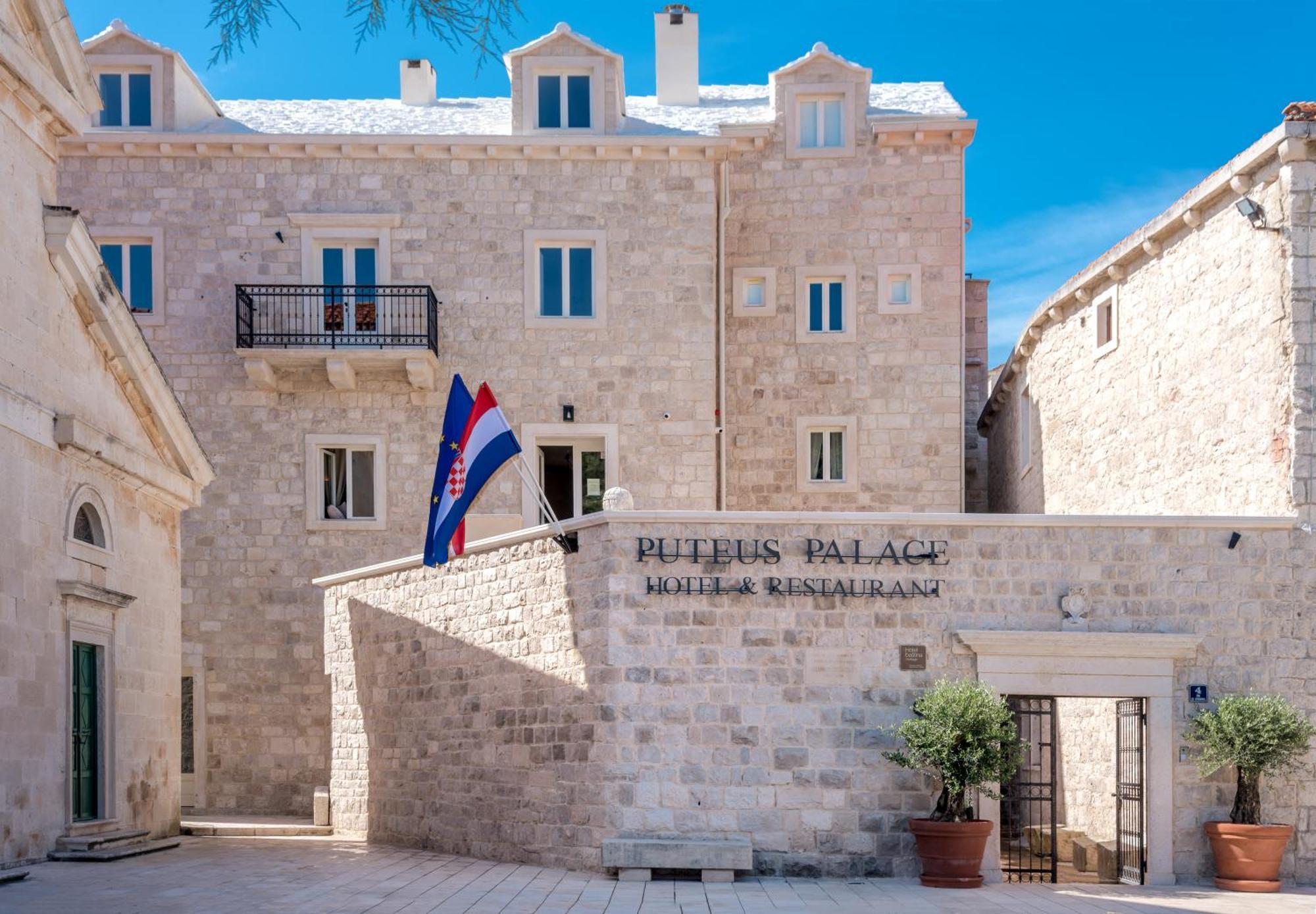 Puteus Palace Heritage Hotel Pucisca Exterior foto